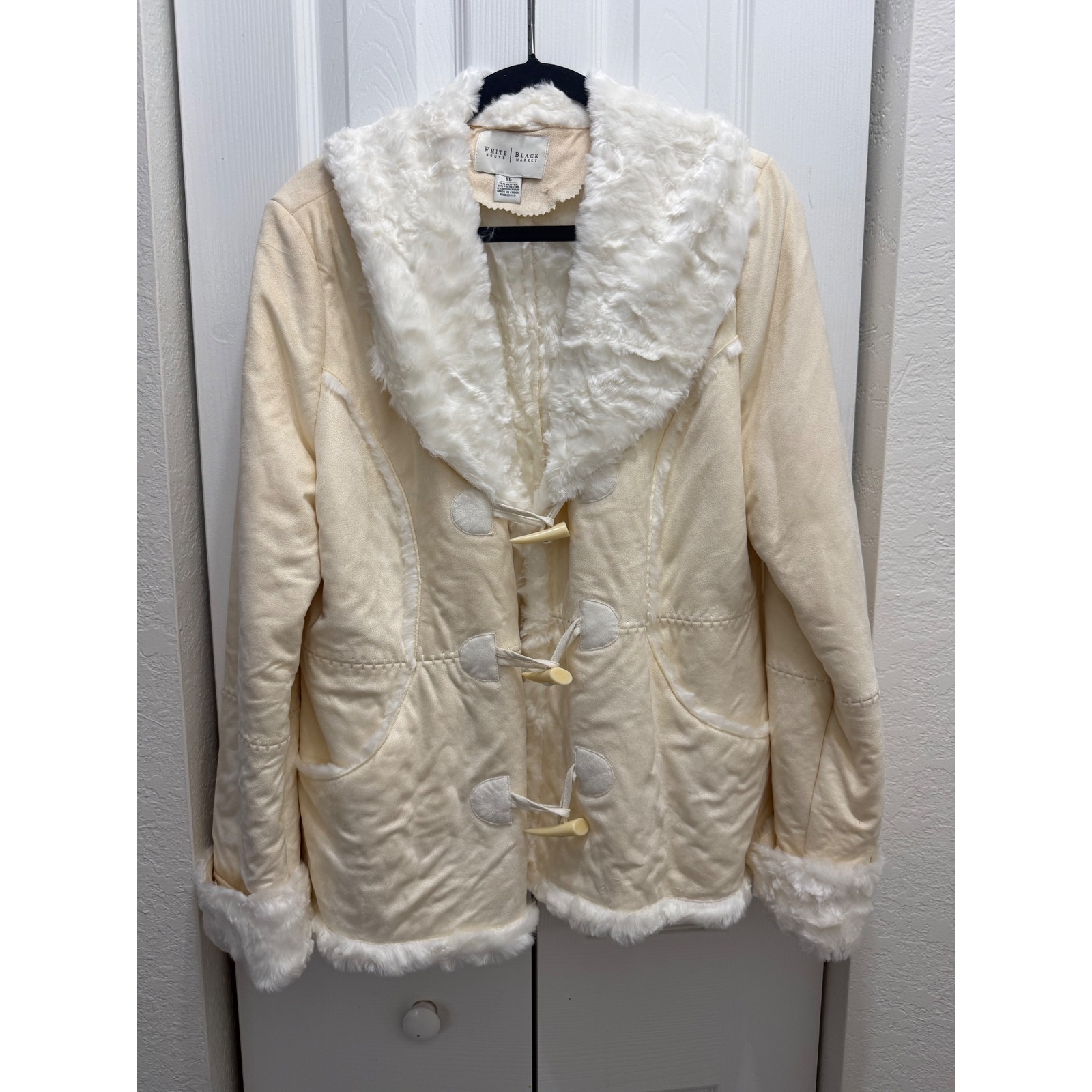 White House Black Market Cream Faux Suede Fur Trim Toggle Jacket Xl